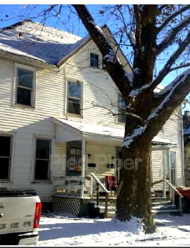 Photo - 309 N Chicago Ave