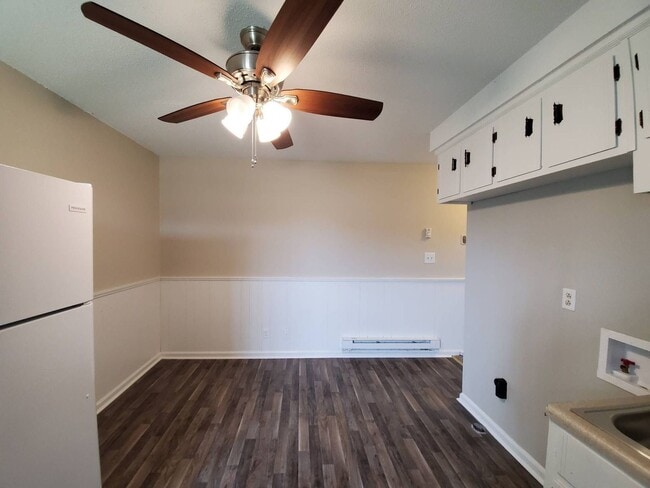 Photo - Tandy Drive Apartments Unit 145 Tandy Apt. B