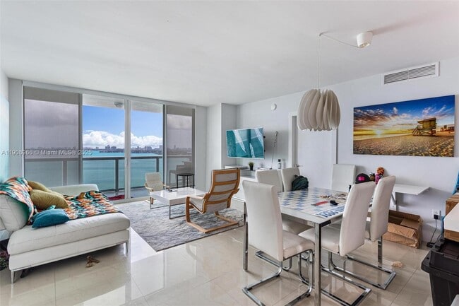 Photo - 1800 N Bayshore Dr Unidad 1807