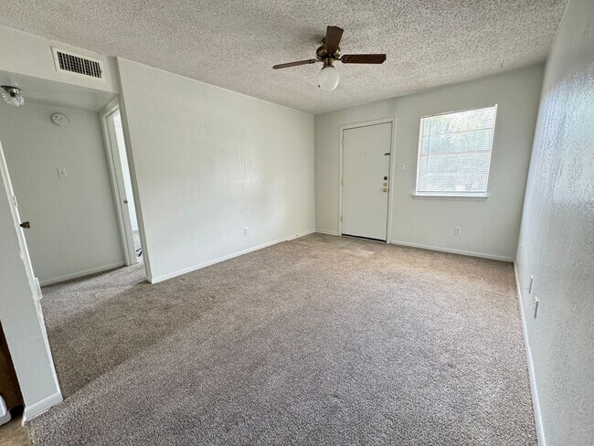 Photo - 917 N 7th St Unidad Apt B