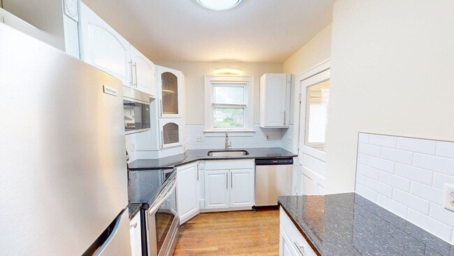 Photo - 210 Olentangy St