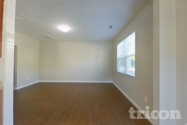 Photo - 2062 Aragon Lane