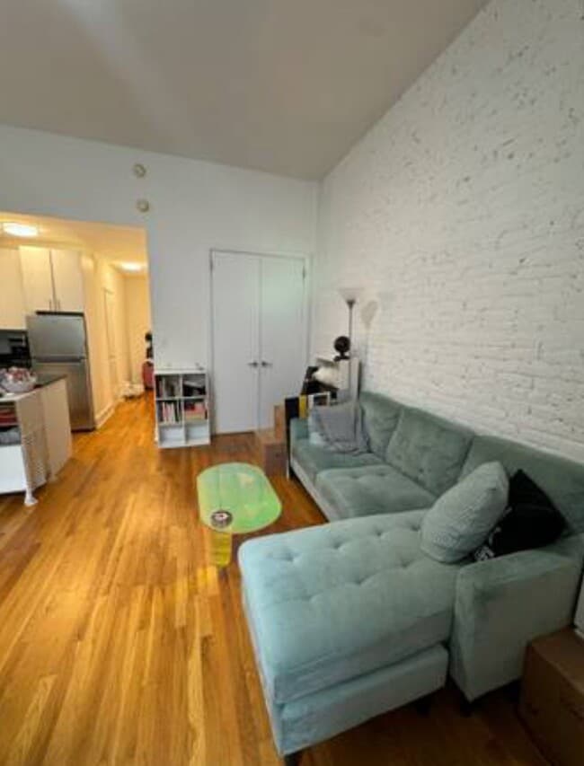 Photo - EAST 65 STREET Unit 1B