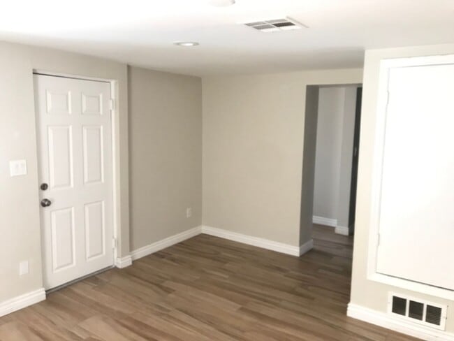 Photo - Charming 1 bedroom 1 bathroom