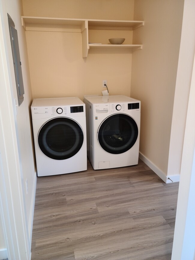 216 Lawton St Unit 3