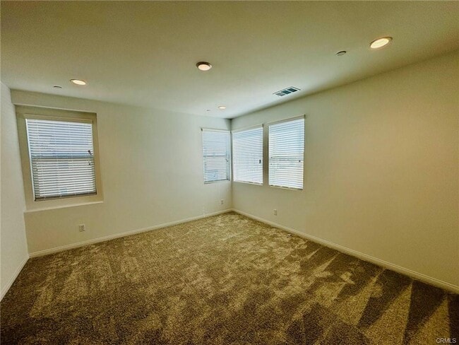 Photo - 27366 Hyland Ct