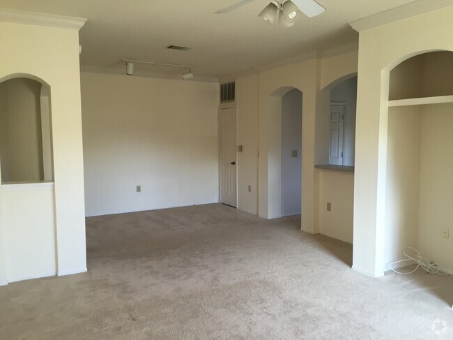 Building Photo - 822 Camargo Way Unit 101 Rental