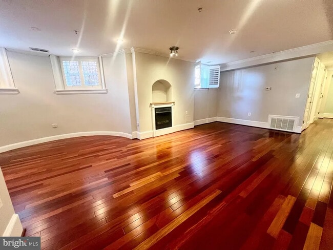 Photo - 1326 Girard St NW Unit G1