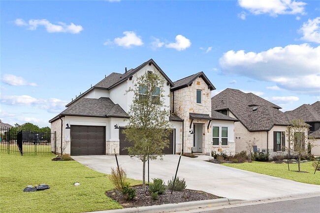 Photo - 682 Two Creeks Ln