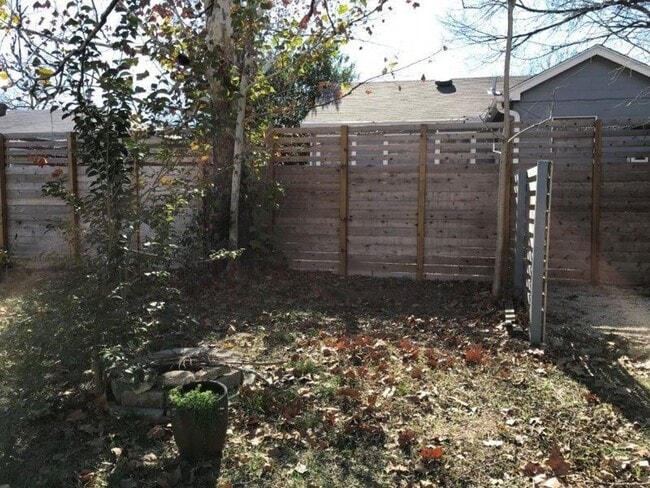 Photo - 1026 Ellingson Ln Unit B