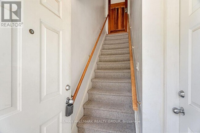 Photo - 359 Dominion Ave