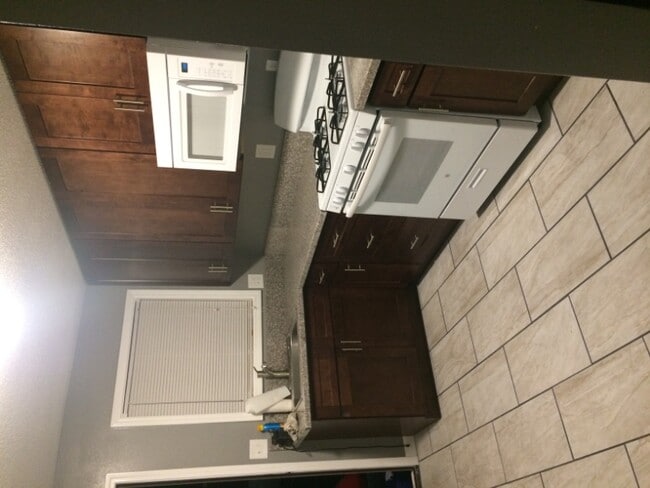 Building Photo - 3108 N 51st Terrace
