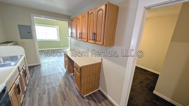 Photo - 136 Sweetpea Ln Unit B