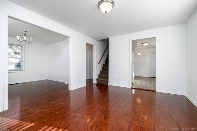 Photo - 29 Sterling Pl