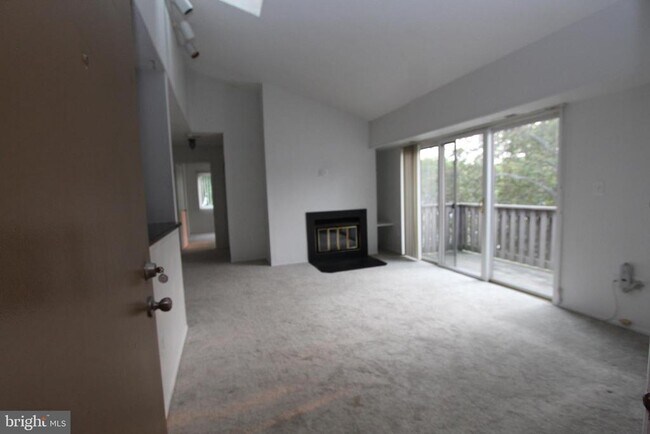 Photo - 2114 Aspen Dr