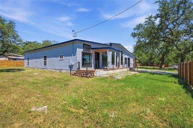 17621 Stacey Ln