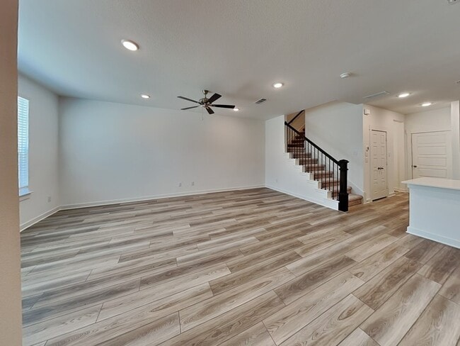 Photo - 224 Wagon Spoke Wy