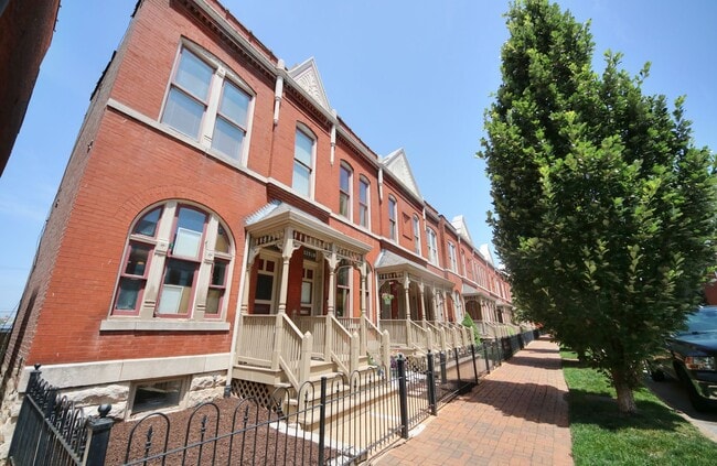 Photo - Lafayette Square Condo for Rent