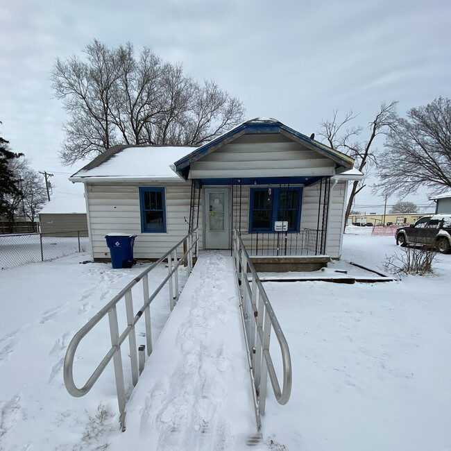 Photo - 1935 S Sedgwick St House