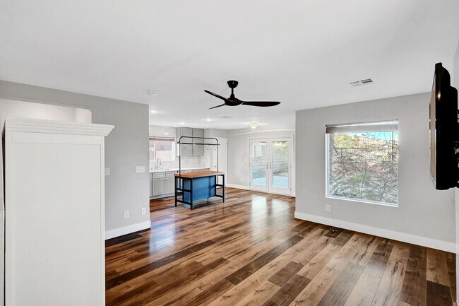 Photo - Remodeled Three Bedroom in Summerlin! No carpet!