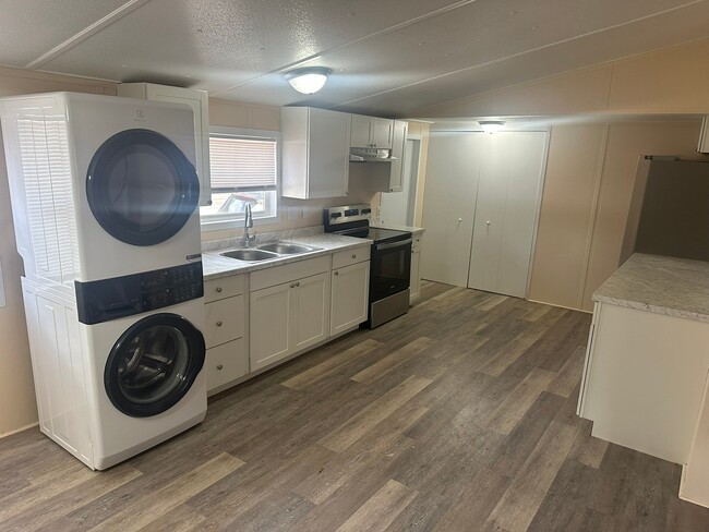 Photo - 1221 N Valrico Rd