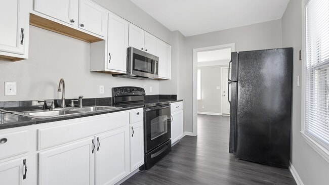 Photo - 3845 19th St