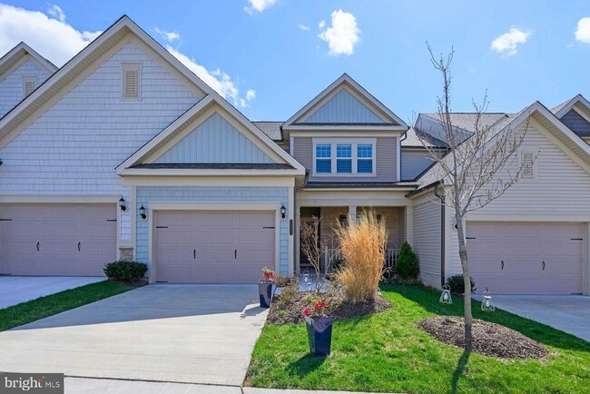 Building Photo - 15563 Blue Lotus Ln