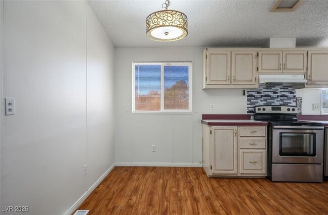 Building Photo - 4101 Paiute Blvd