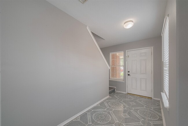 Photo - 9926 Myrtle Field Ln