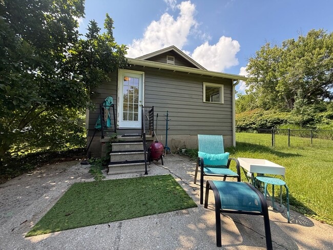 Photo - 2 Bedroom Home Available August 2026