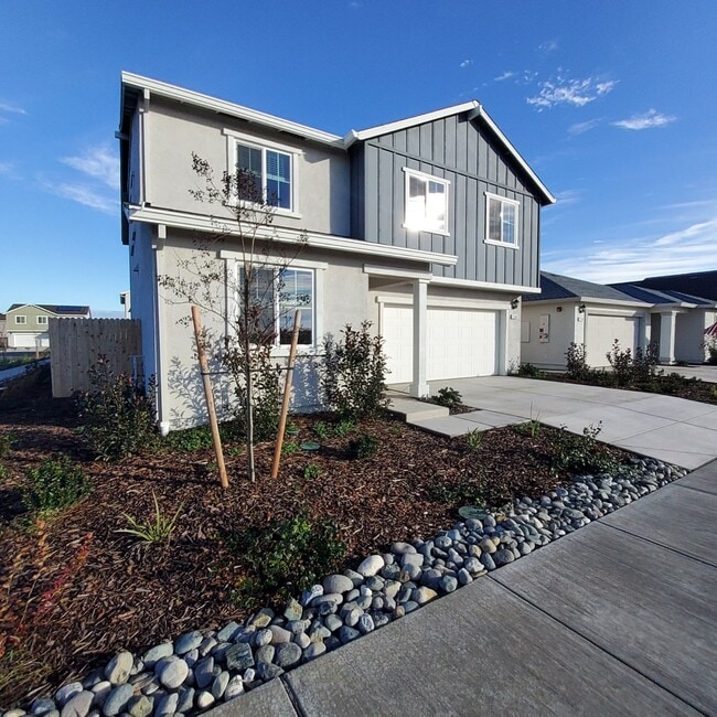 Photo - 2209 George Dr