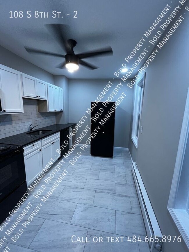 Photo - 108 S 8th St Unit 2