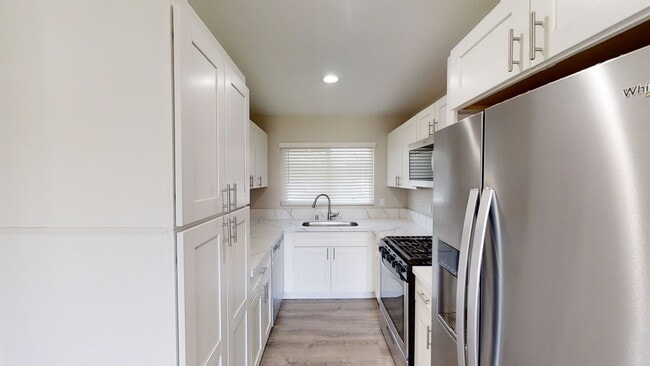 Photo - 4Bed/2 Bath on Tipton!