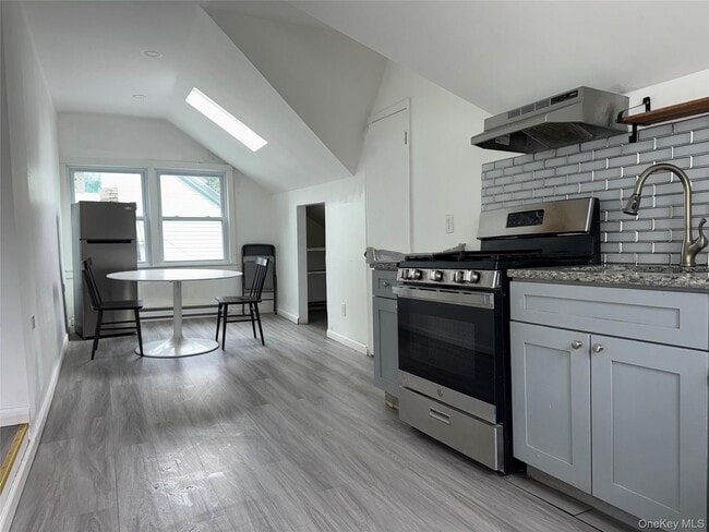 Photo - 300 Highland Ave Unit 7