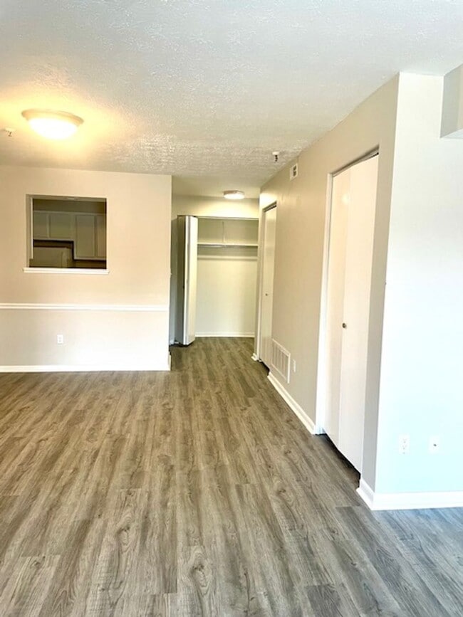 Liberty Commons Building #4 - Liberty Commons Building #4 Apartment Unit 1240-A