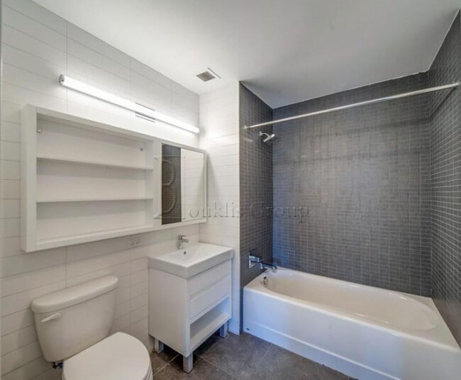 Photo - 0 bedroom in Queens NY 11106 Unit 3F