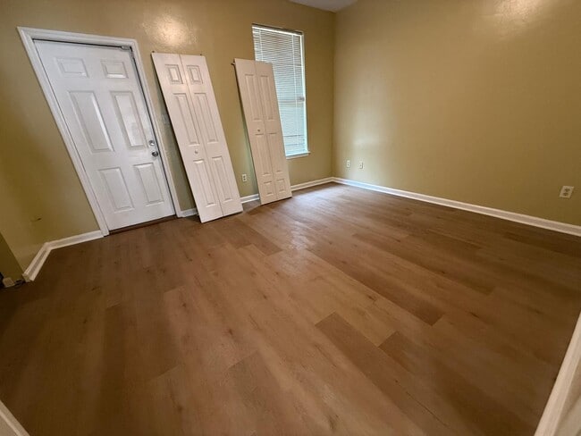 Photo - 2014 Midyette Rd