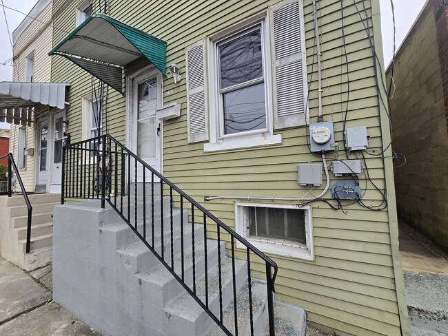 Photo - 808 E Morton St