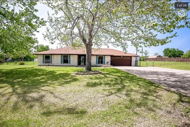 Photo - 2005 Magic Hill Dr