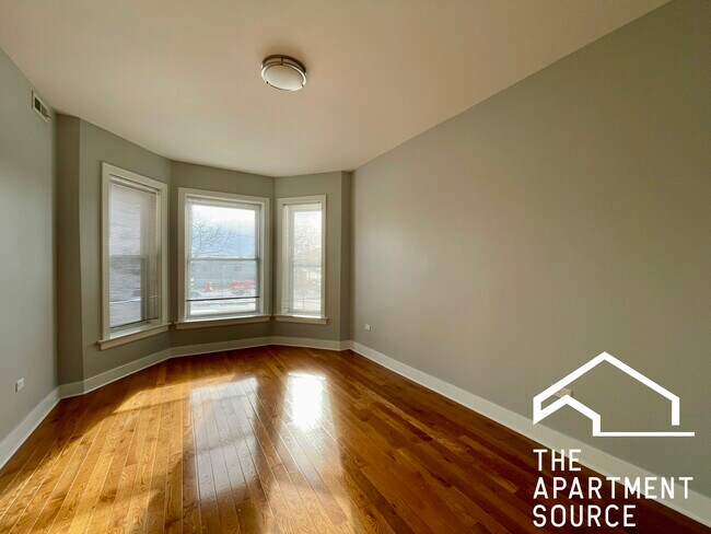 Photo - 4736 W Armitage Ave Unit 1