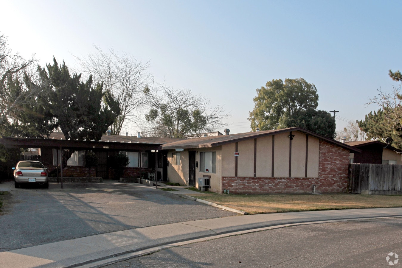 Photo - Gail Court Apartments