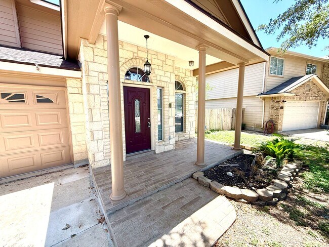 Photo - **APPLICATION RECEIVED** AVAILABLE NOW! Tw...