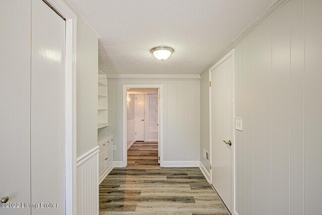 Photo - Dellwood Dr.