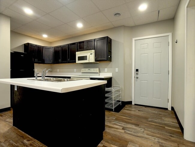 Photo - 101 N Mill St Unit B