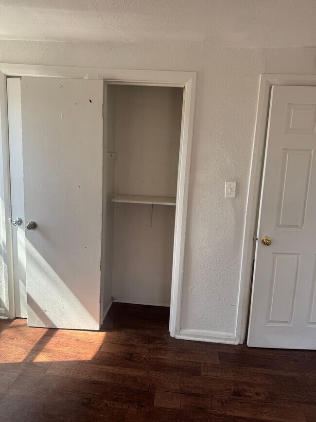 Photo - 503 S Milam St Unidad 503 S Milam #B