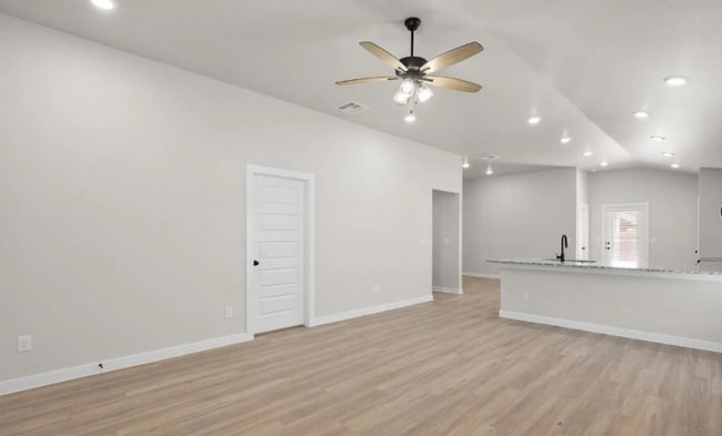 Photo - 1603 132nd St