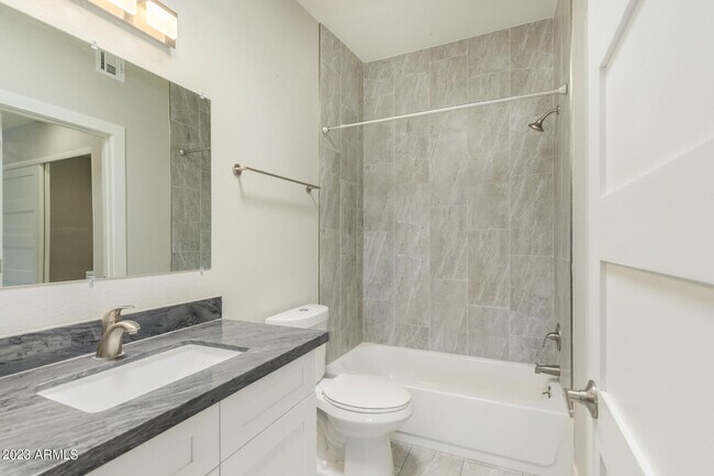 Photo - 6631 E Earll Dr Unit 1003
