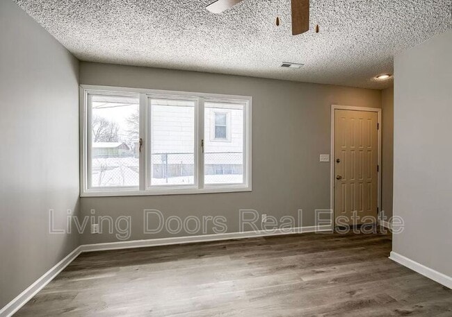 Photo - 4610 Adams St