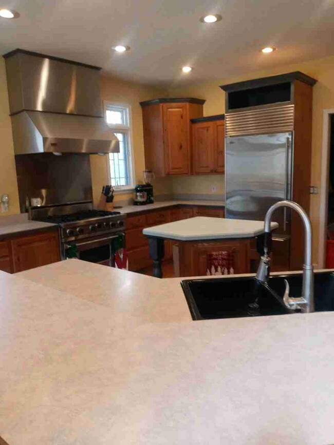 Photo - 2454 E Herbison Rd