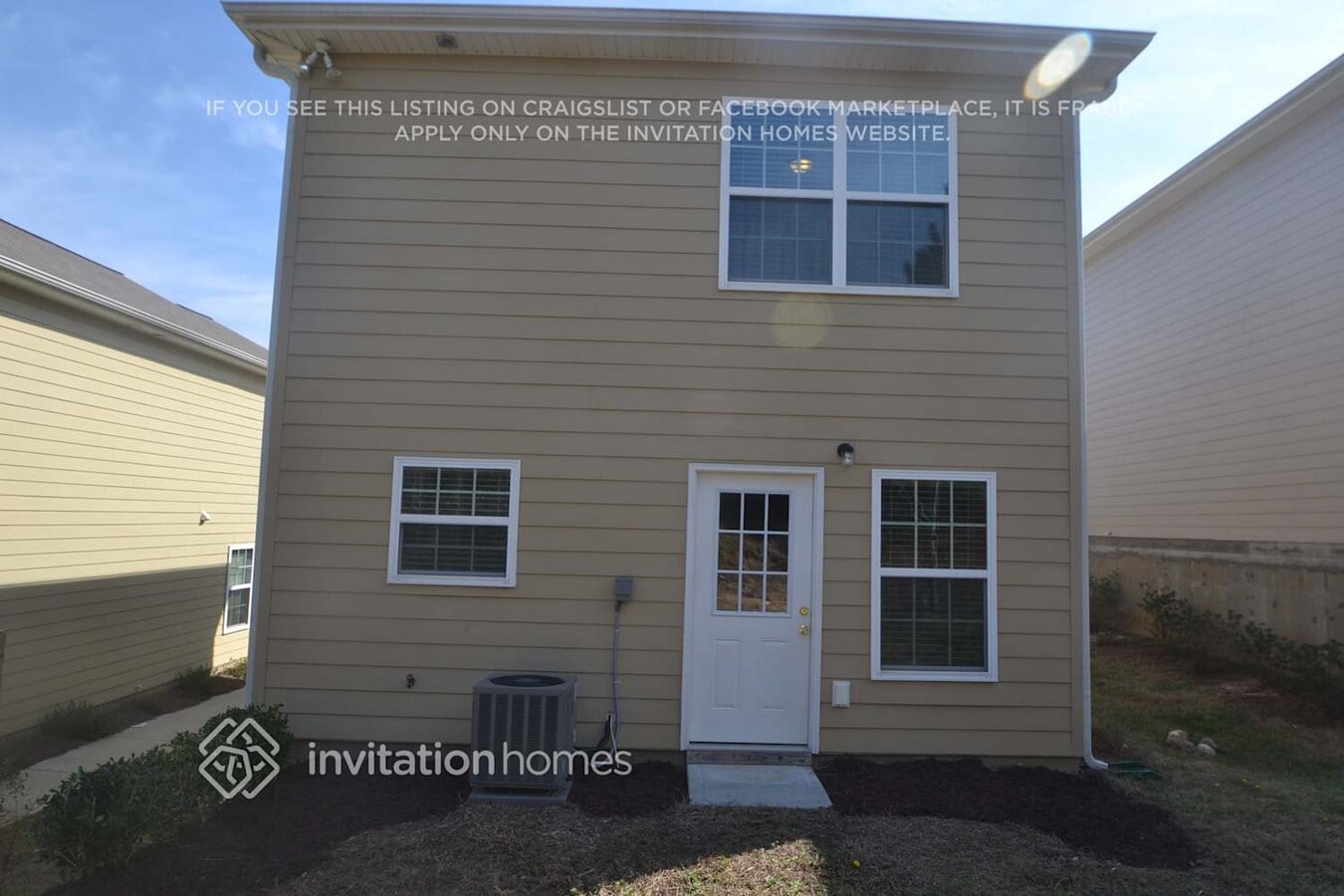 Photo - 112 Village Pkwy